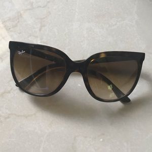 RAY BAN CATS 1000